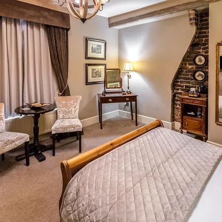 Bed & Breakfast The Plough 4*