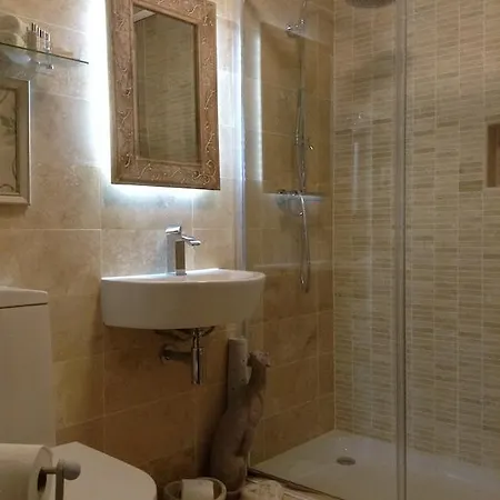 The Plough 4* York