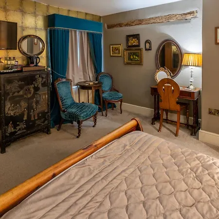 The Plough 4*