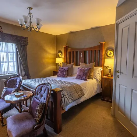 The Plough 4*