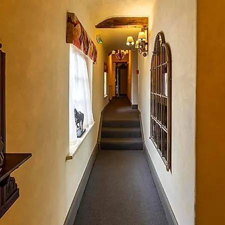 Bed & Breakfast The Plough 4*
