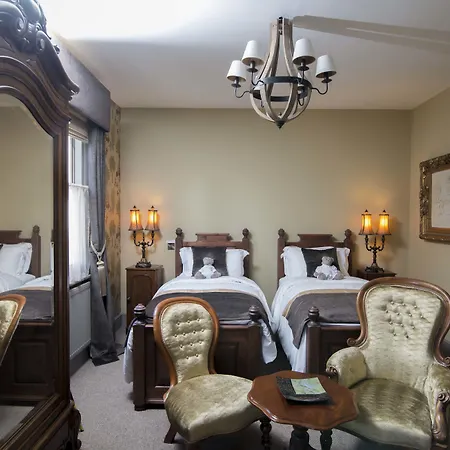 The Plough 4*